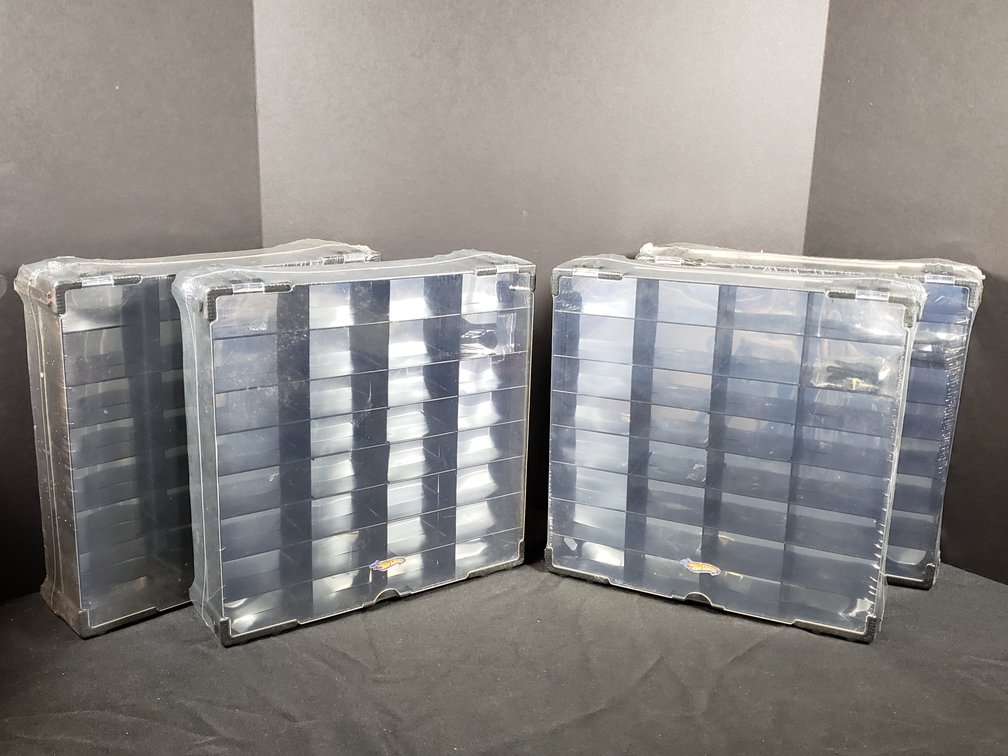 Hot Wheels Clear Plastic Compartment Display Cases