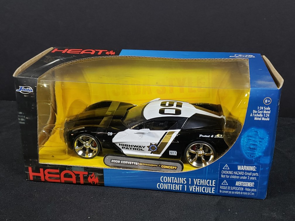 Jada Heat 2009 Corvette Stingray Concept 1:24 Die-Cast Car