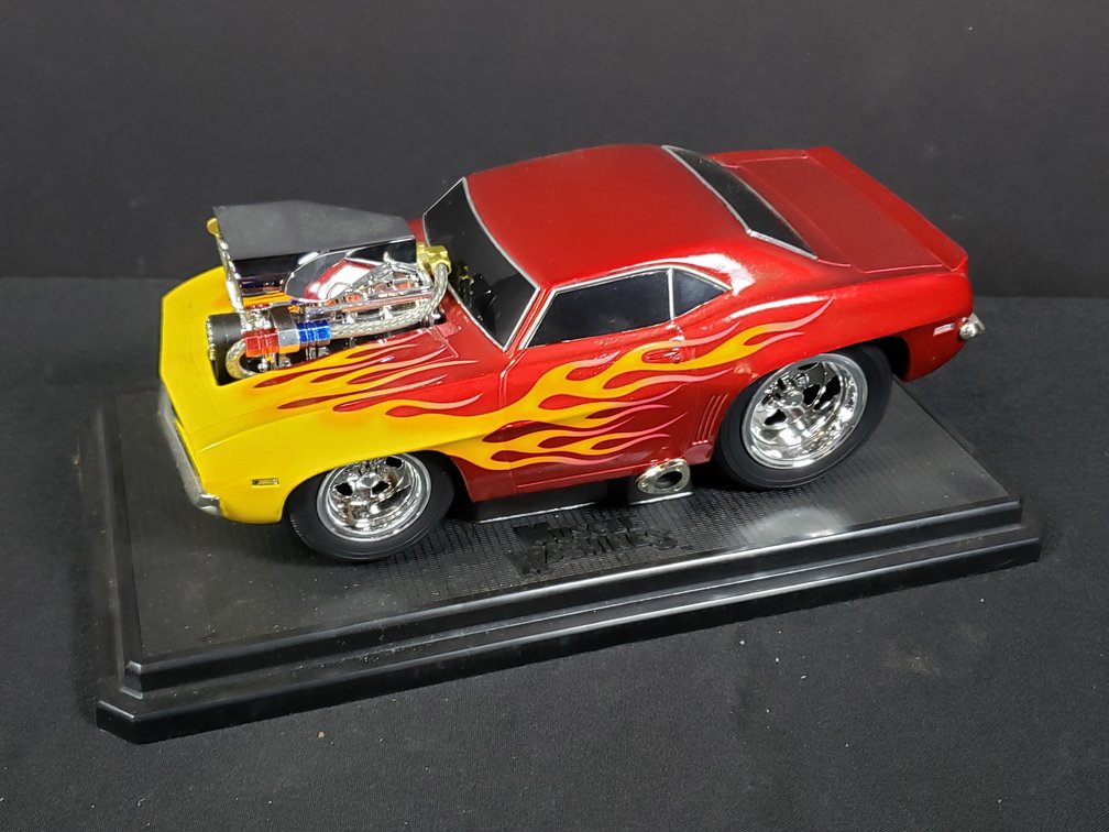 Muscle Machines 1969 Camaro Die-Cast Car on Display Base
