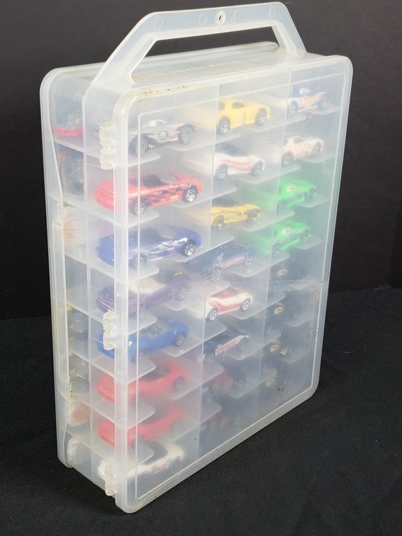 Hot Wheels Diecast Model Cars in Plano Carrying Case
