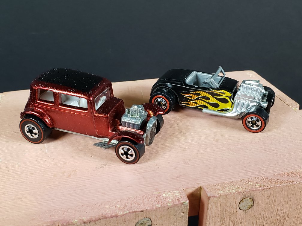 Redline Hot Wheels '32 Ford Vicky and Roadster Die-Cast Cars