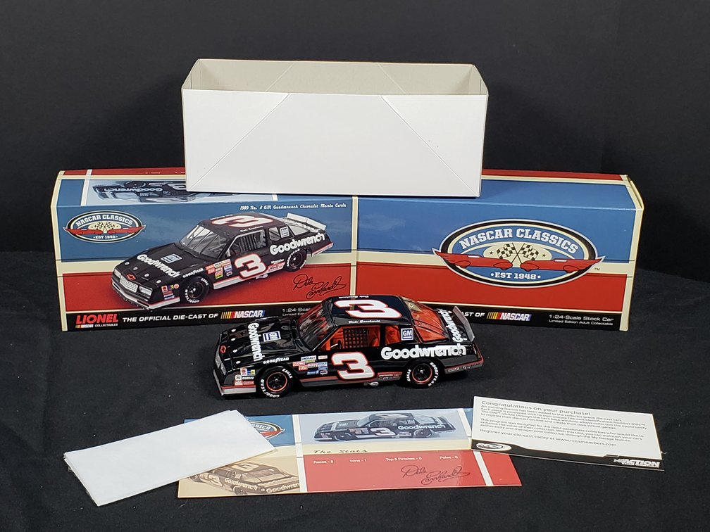 Lionel Dale Earnhardt 1989 #3 Goodwrench 1:24 Die-Cast Car
