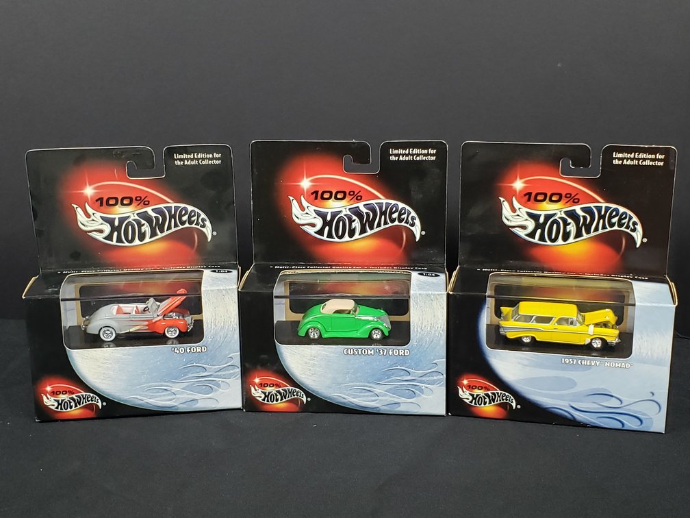 Hot Wheels 100% 1:64 Scale Die-Cast Cars
