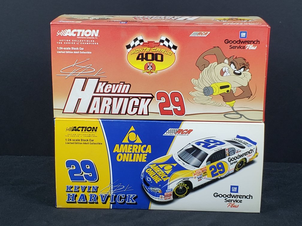 Action 1:24 Scale Kevin Harvick #29 Die-Cast Stock Cars