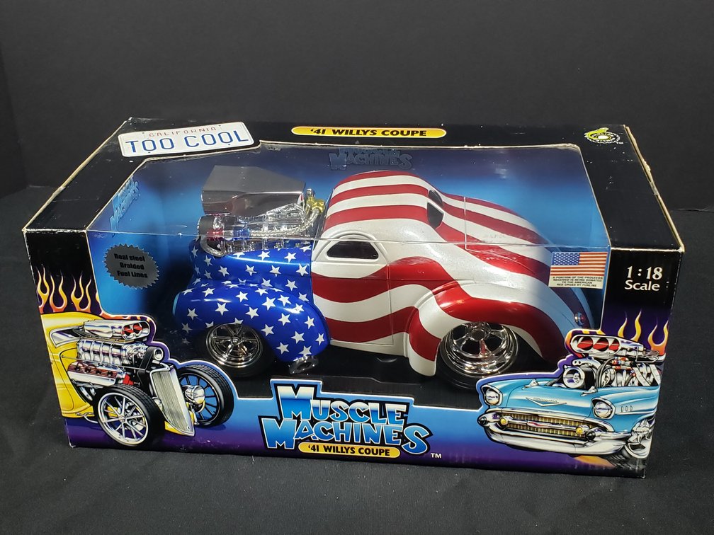 Muscle Machines 1:18 Scale '41 Willys Coupe Die-Cast Model