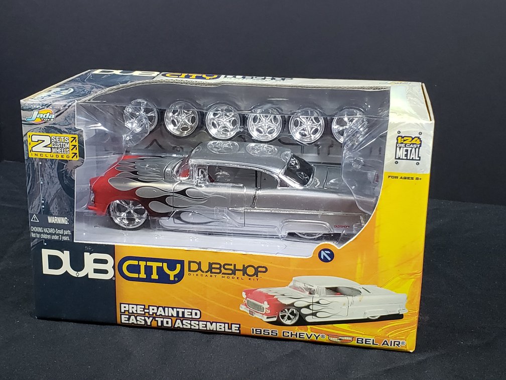 Jada Toys DUB City 1955 Chevy Bel Air 1:24 Die-Cast Model Kit