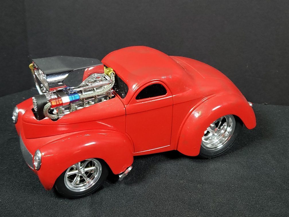 Muscle Machines Stylized Custom Hot Rod Coupe Model Cars