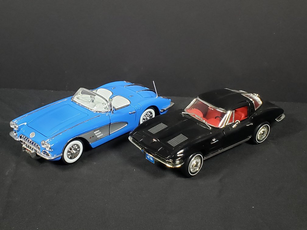 Corvette Die-Cast Coupe and Convertible Model Cars