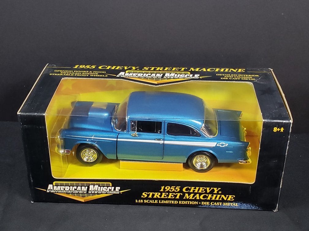 American Muscle 1955 Chevy Street Machine 1:18 Die-Cast Car