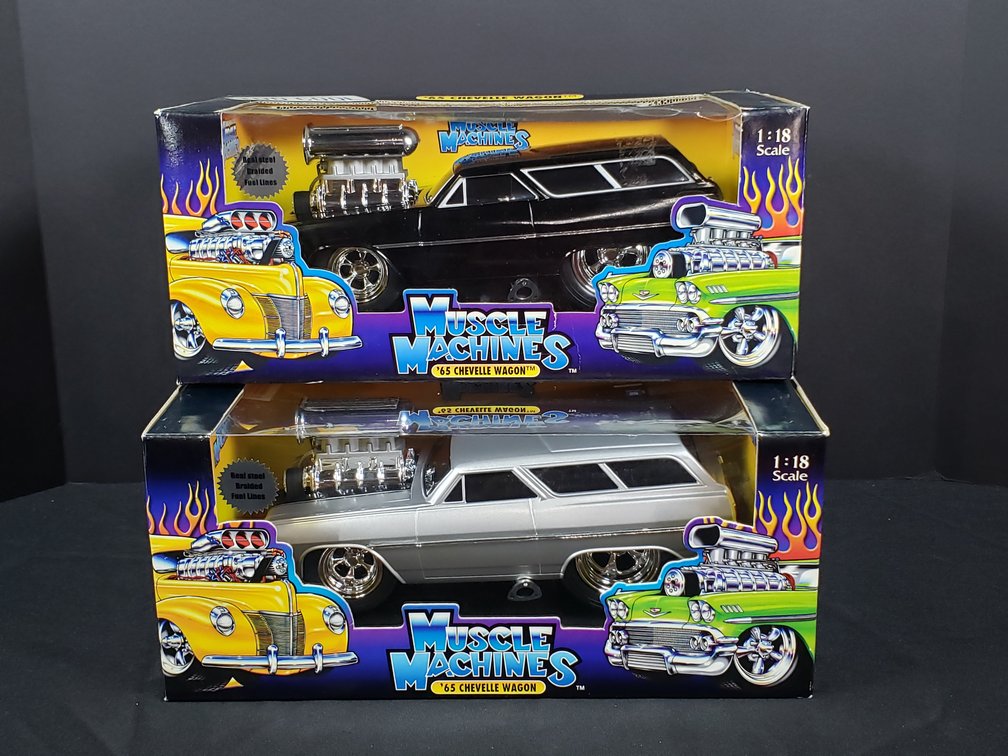 Muscle Machines 1:18 '65 Chevelle Wagon Die-Cast Cars