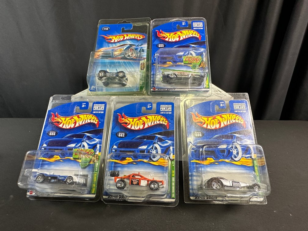 Hot Wheels Treasure Hunt Die-Cast Cars