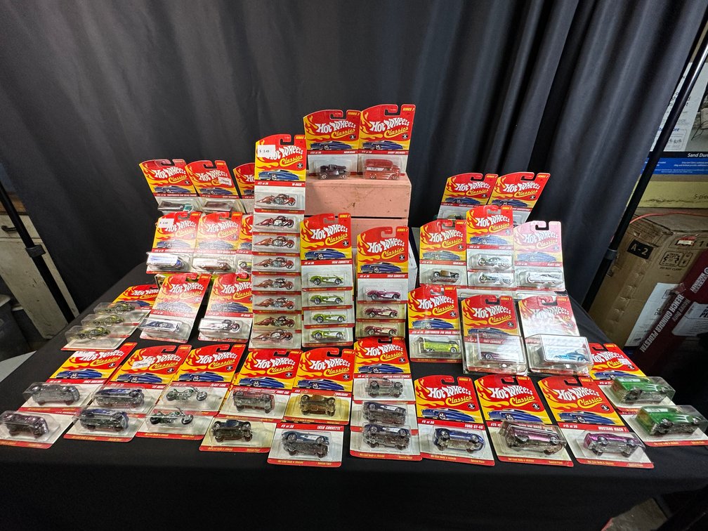 Hot Wheels Classics 1:64 Scale Die-Cast Vehicles