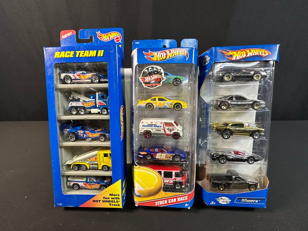 Hot Wheels 5-Car Die-Cast Vehicle Packs