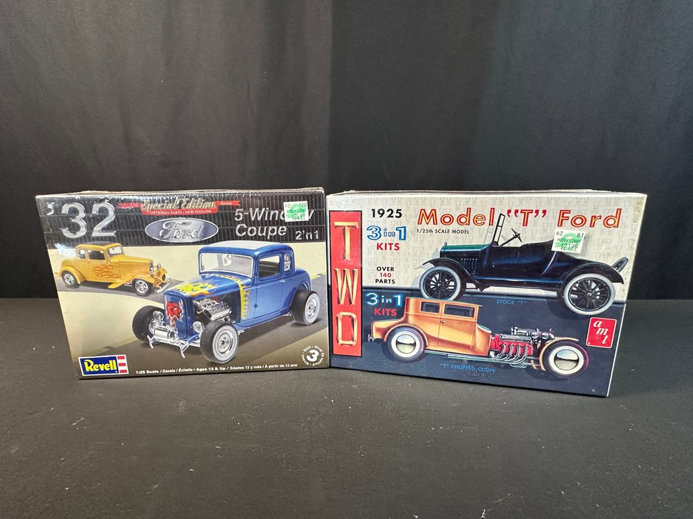 Revell and AMT Ford 1:25 Scale Model Car Kits
