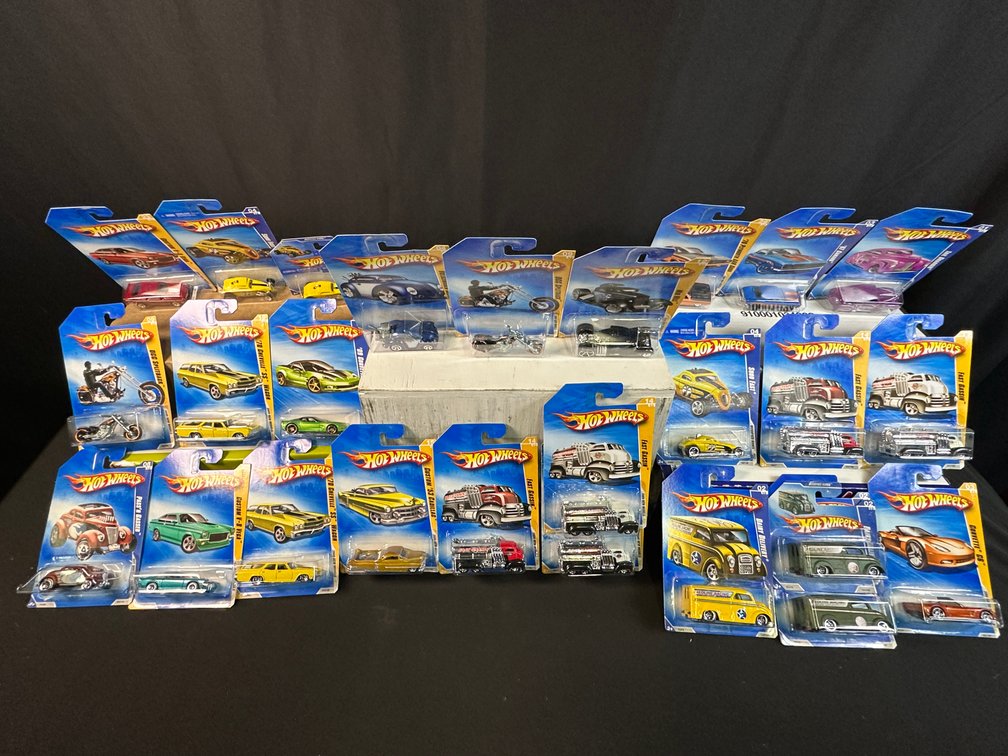 Hot Wheels Die-Cast Model Vehicles in Blister Packs