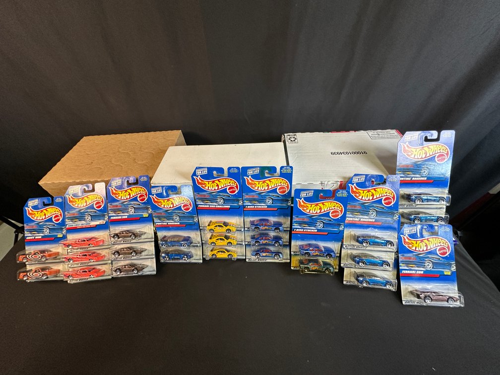 Hot Wheels Die-Cast Toy Cars in Blister Packs