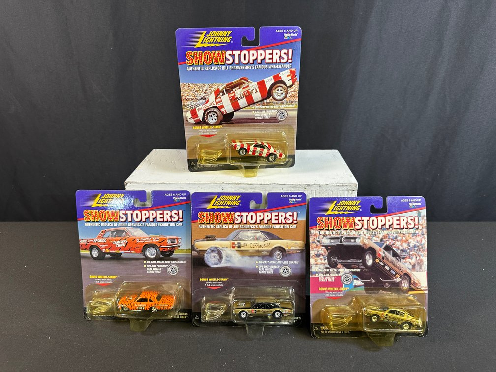 Johnny Lightning Showstoppers 1:64 Scale Die-Cast Cars