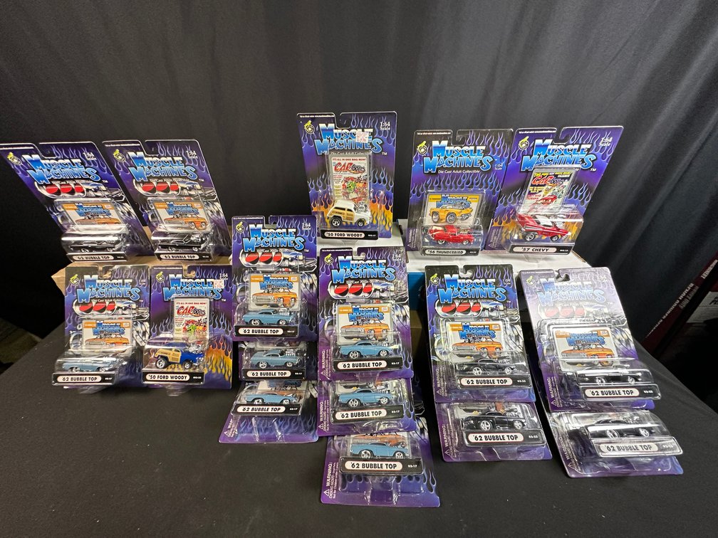 Muscle Machines 1:64 Scale Die-Cast Model Cars