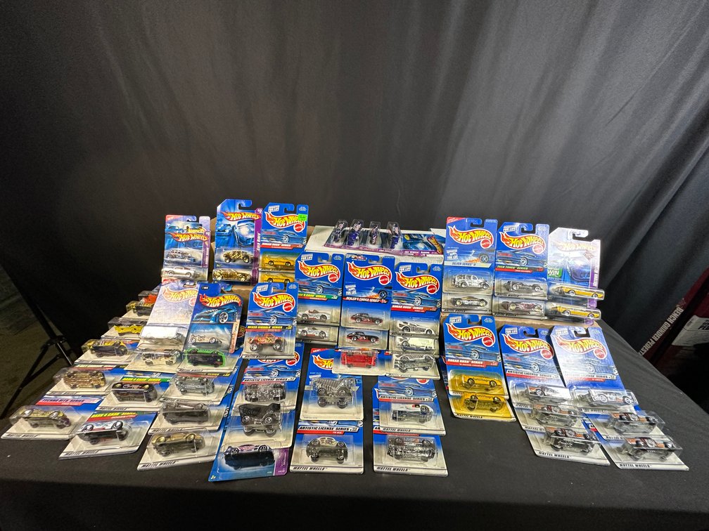 Hot Wheels Die-Cast Toy Vehicles in Blister Packs