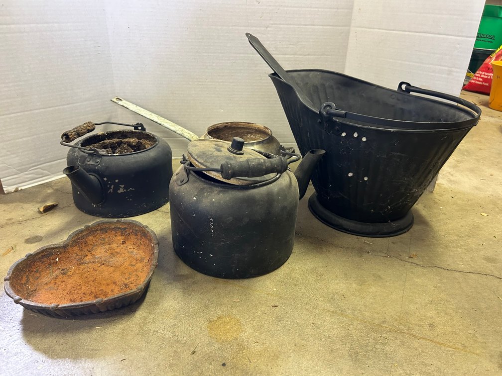 Metal Coal Bucket, Black Coffee Pots, Cast Iron Heart Shaped Bowl