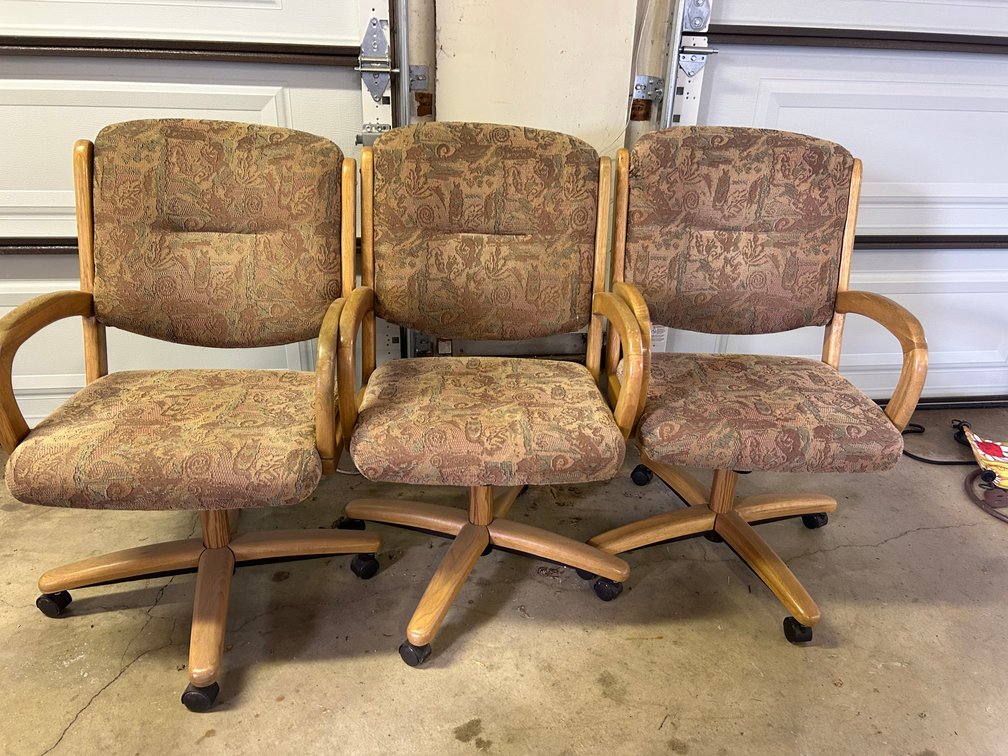 Swivel Dining Chairs on Rollers (3)