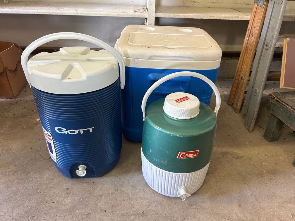 Gott, Coleman, Igloo Coolers