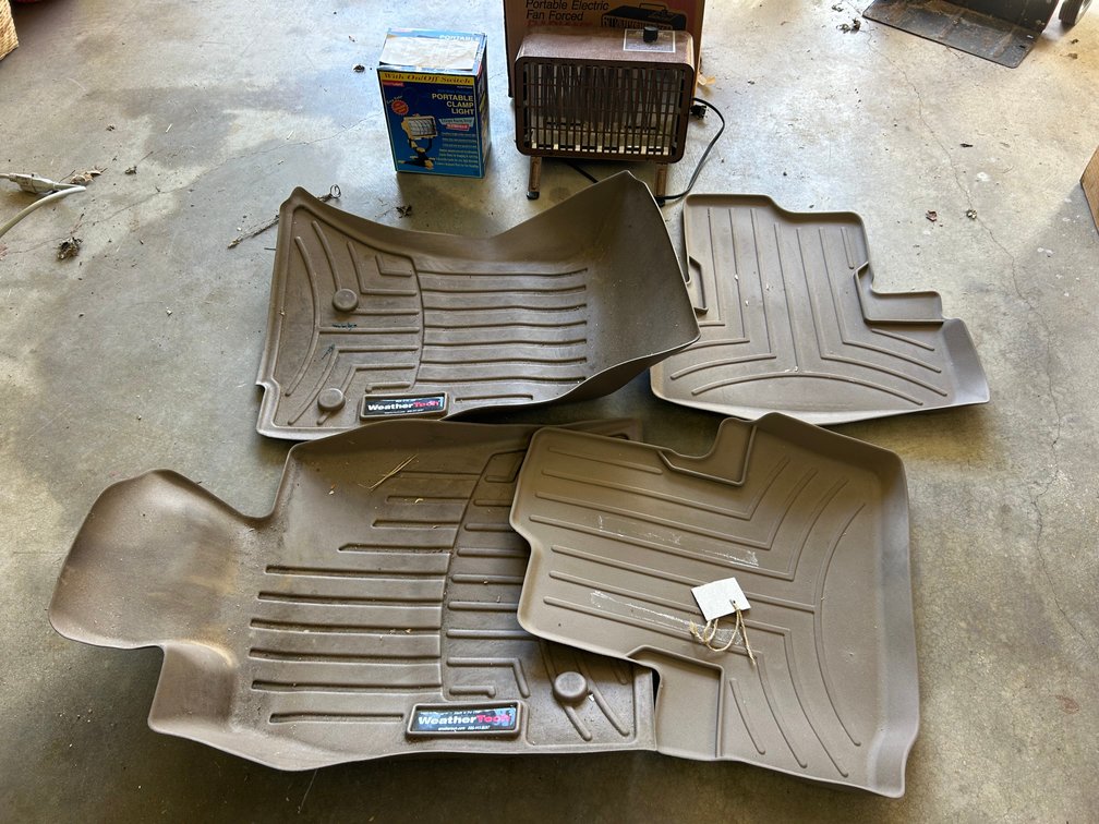 Weather Guard Floor Mats, Portable Clamp Light, Heater