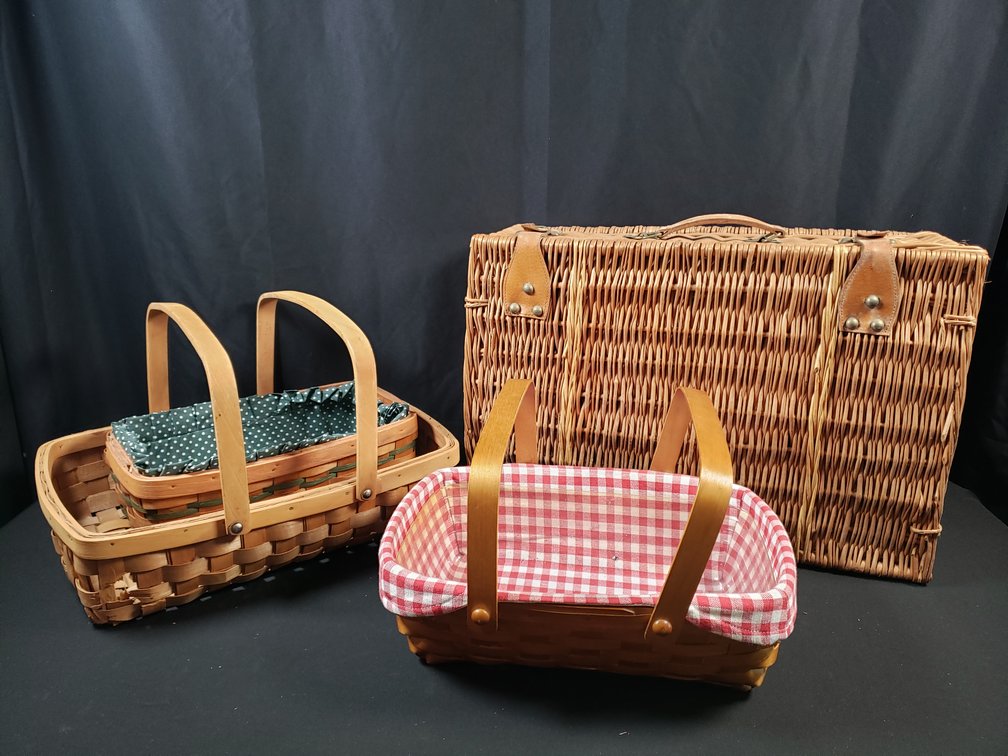 Woven Wicker Picnic Hampers and Wood Splint Baskets