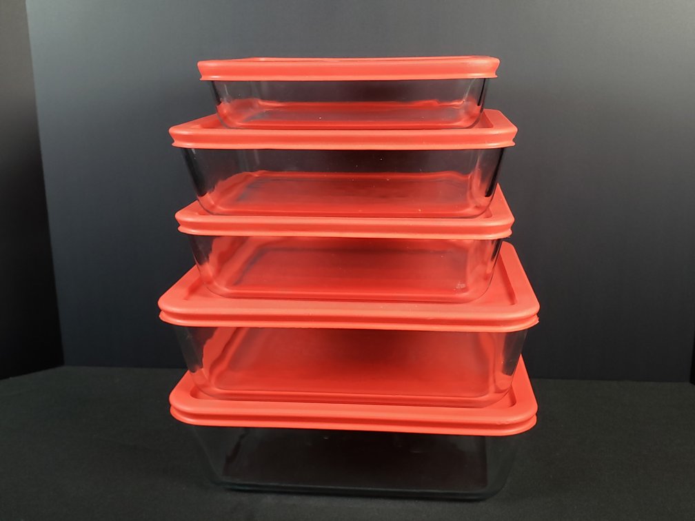 Pyrex Rectangular Glass Food Storage Dishes with Lids