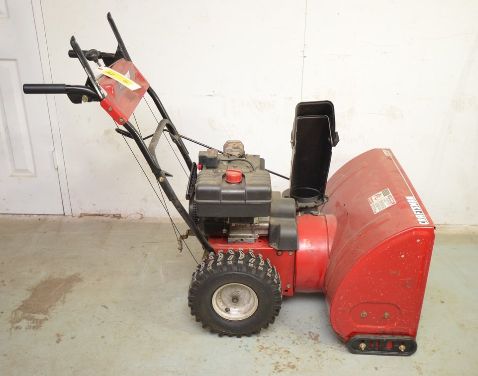 Craftsman 28" Snowblower, Needs Repair