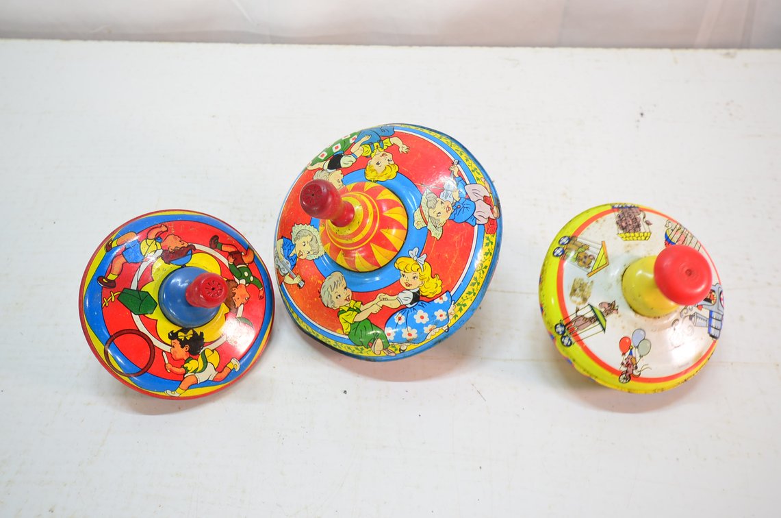 (3) Vintage Spin Tops
