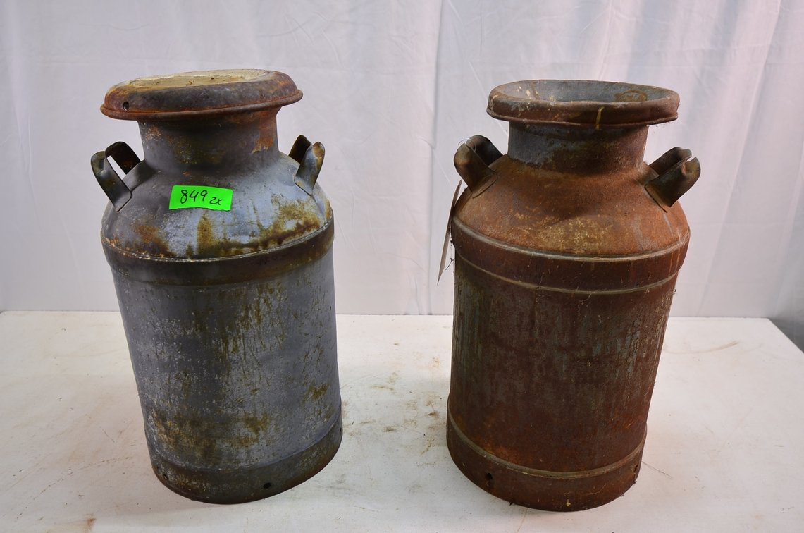 (2) Milk Cans with Lids