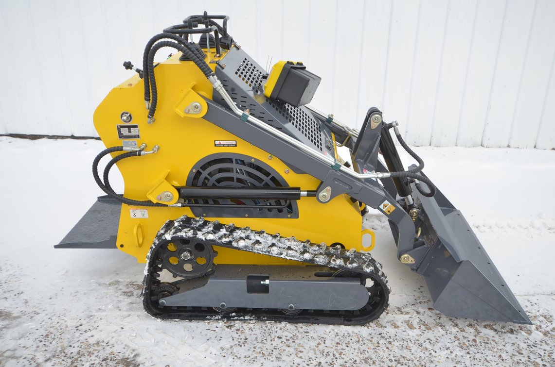 Landhero Mini Skid Steer Loader