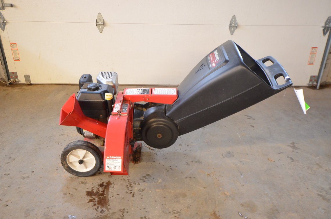 Yard Machine 5 HP Wood Chipper