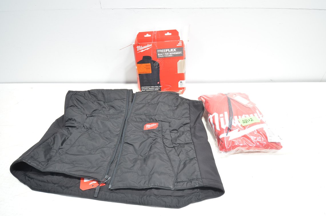 Milwaukee Vest And Sweatshirt