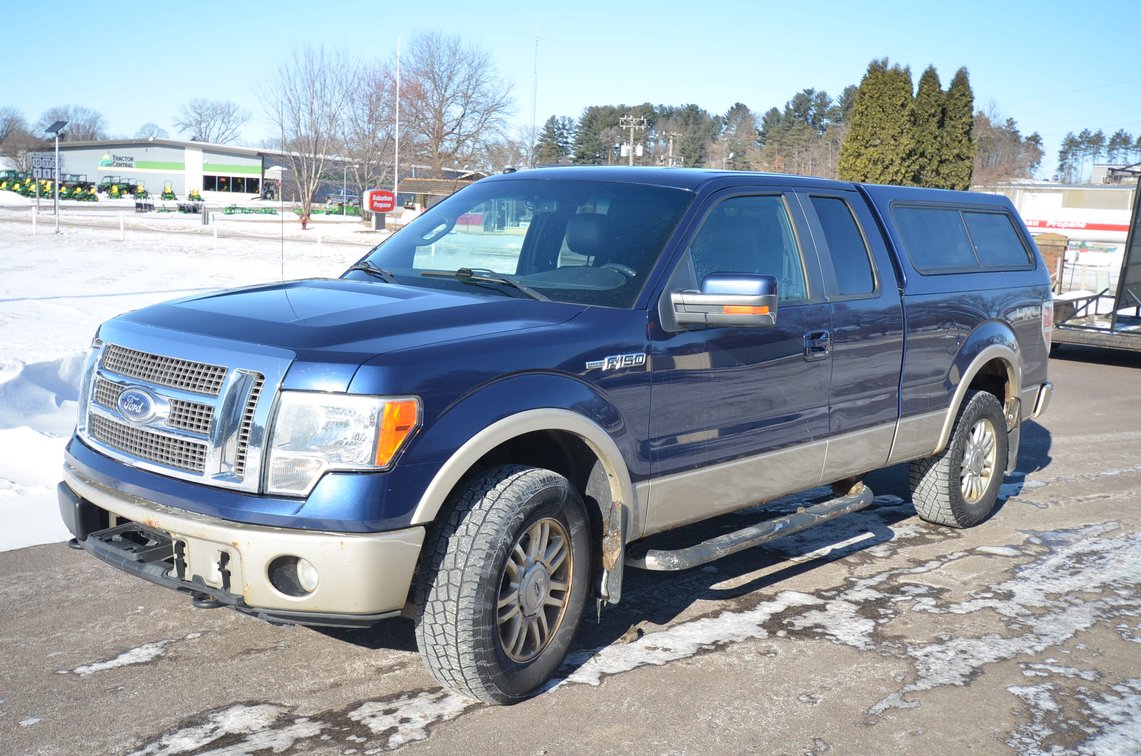 2010 Ford F150 4-Wheel Drive Truck