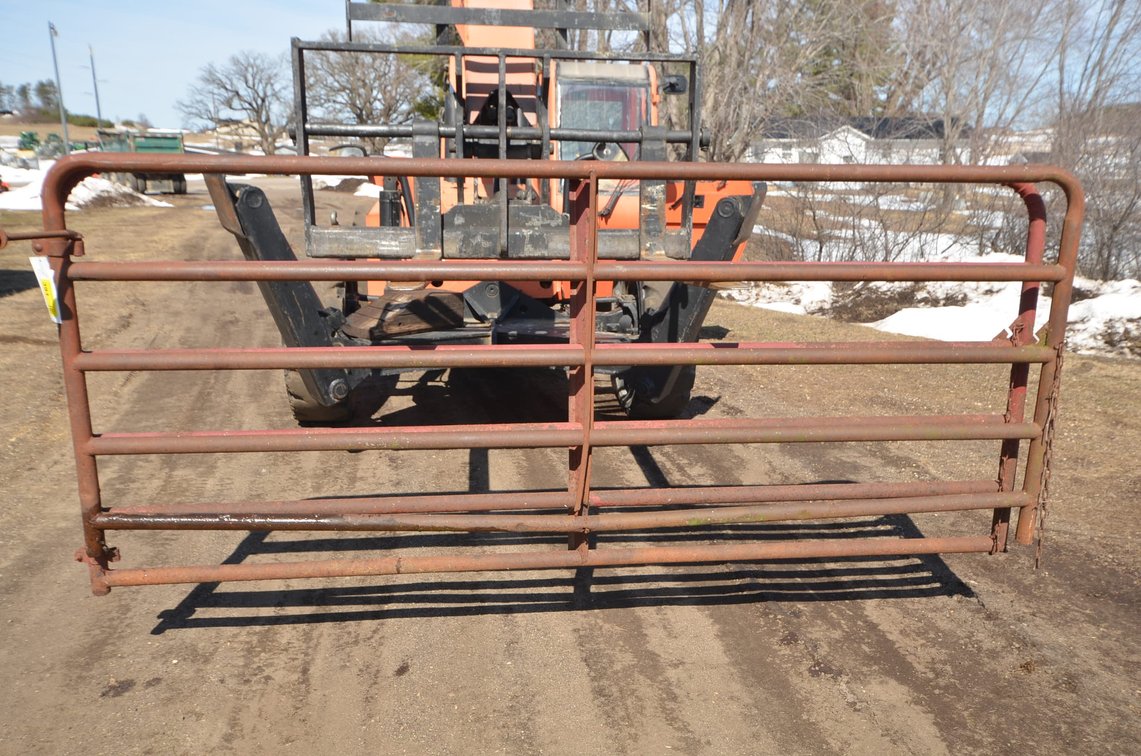 (2) 10FT Steel Gates