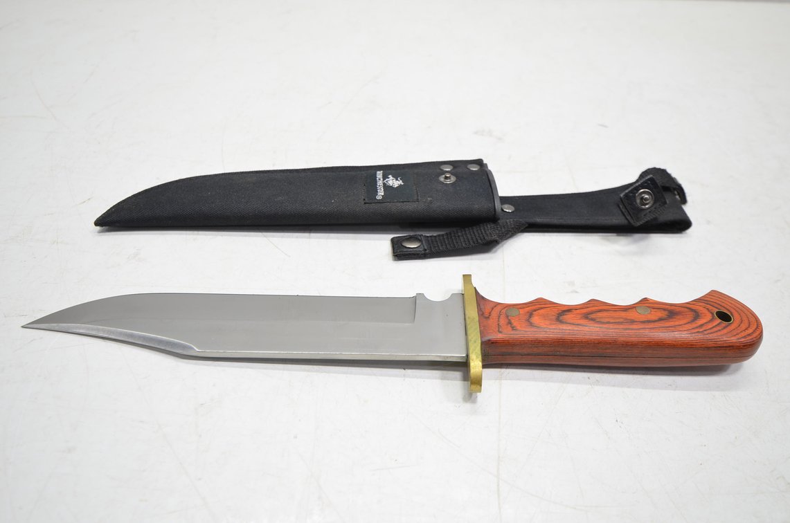Winchester 8.5" Hunting Knife