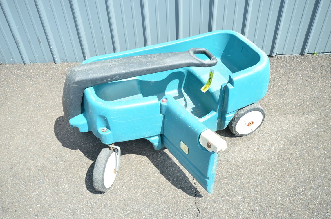 Step 2 Poly Kids Wagon