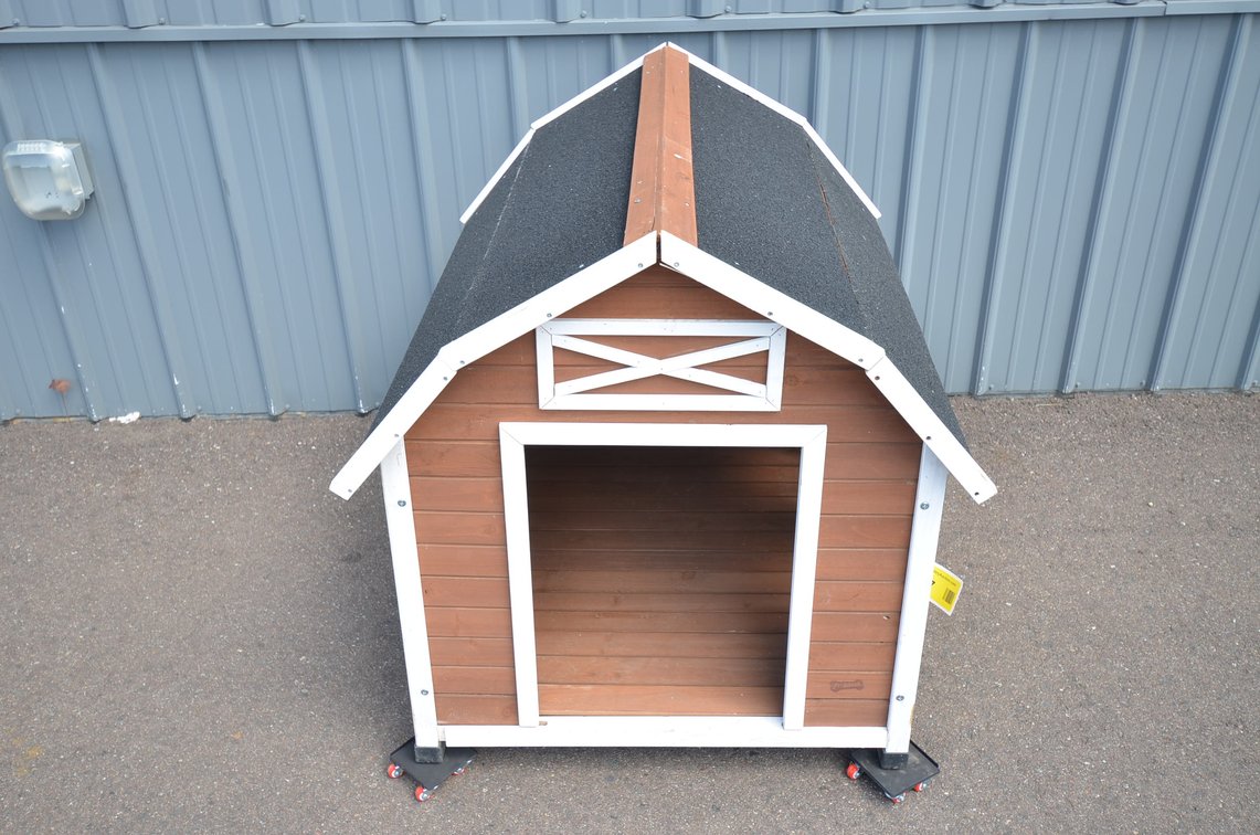 Pet Squeak Wood Barn Dog House