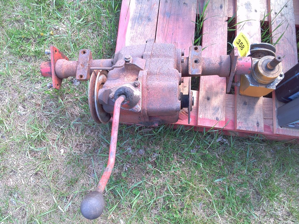 Cub Cadet 482 Belt Drive Rear End And Right Angle Gear Drive