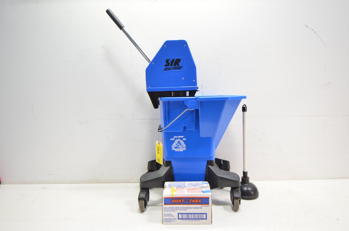 SIR Mop Bucket And Quaternary Sanitizing Tablets