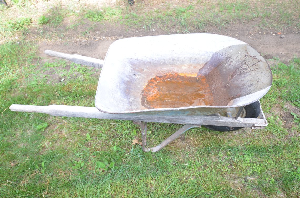 Metal Wheelbarrow