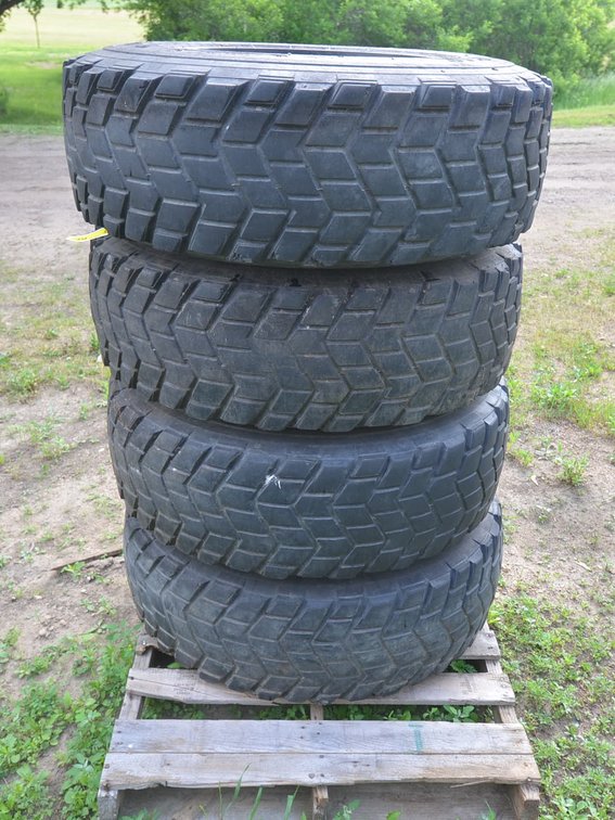 (4) General Sand Trail Tires
