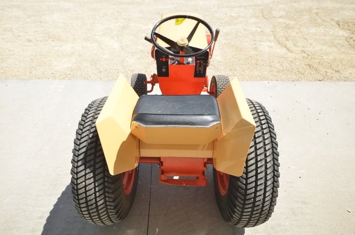 Image for Case 195 Garden Tractor