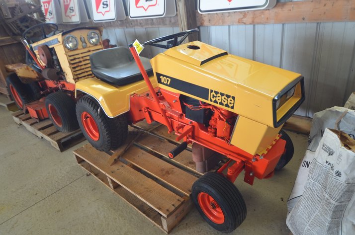 Image for Case 107 Garden Tractor