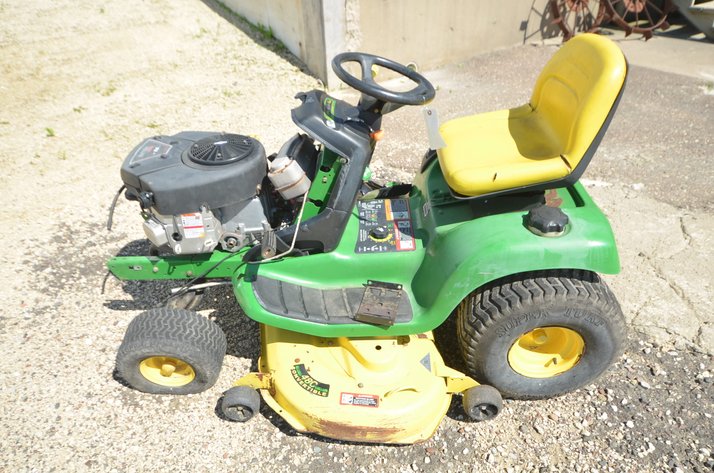 Image for John Deere LT180 Lawn Mower