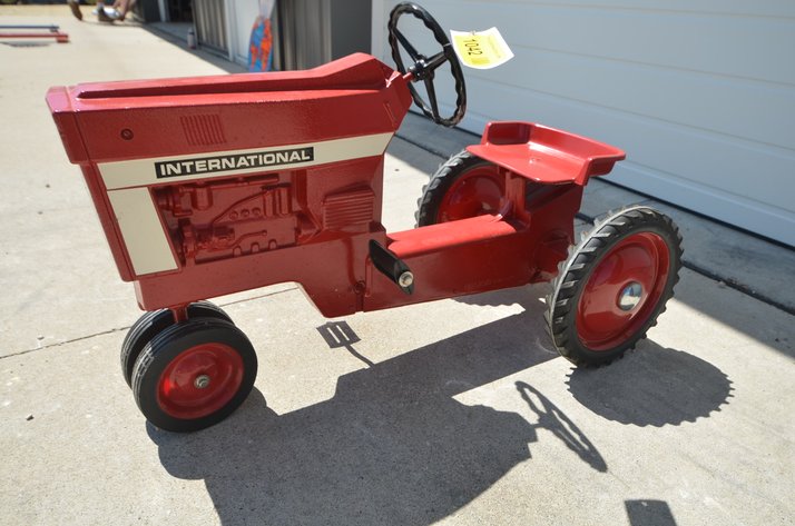 Image for International Pedal Tractor