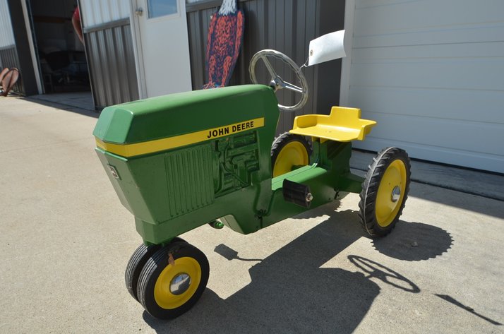 Image for John Deere Pedal Tractor