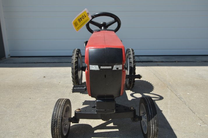 Image for Case IH 8950 Pedal Tractor